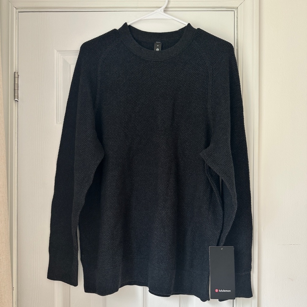 NWT Men’s Lululemon Textured Knit Crewneck Sweater Heathered Black